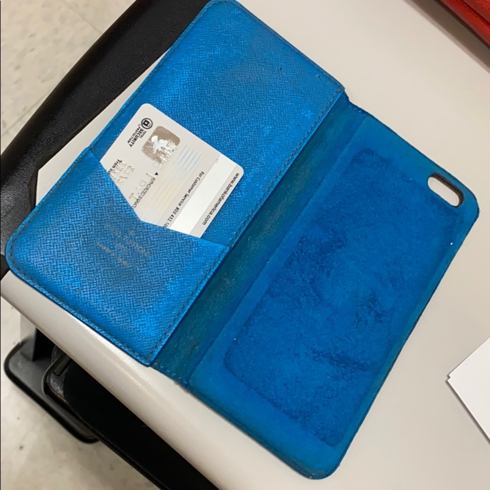 Louis Vuitton case/Wallet - Picture 10 of 10